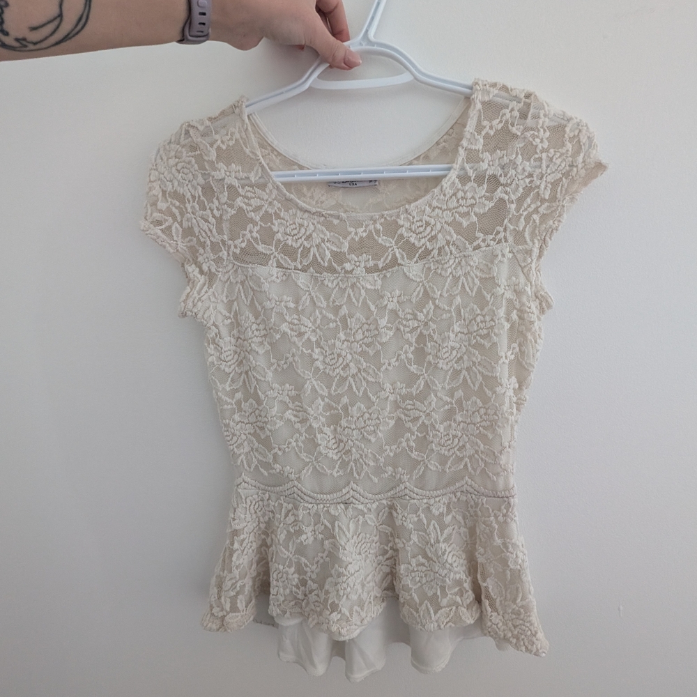 Elegant Lace Peplum Top - Cream